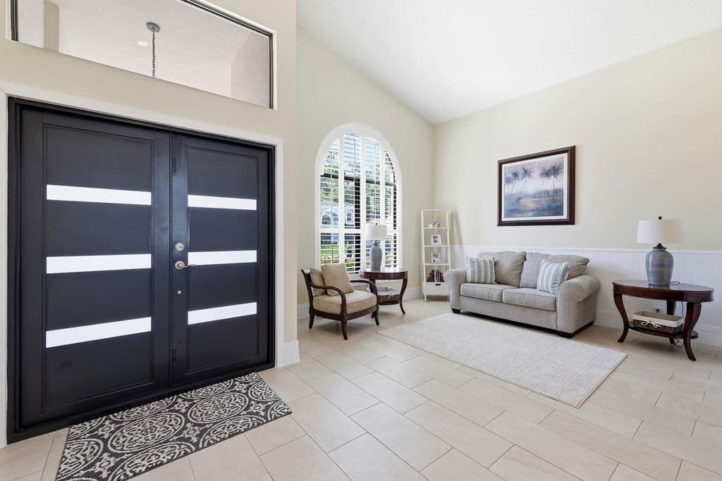 4-bedroom Single-Family Home — 15613 Bent Creek Road