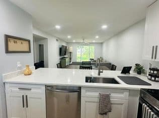 1+1 Condo — 2601 NE 3rd Court #105, Boynton Beach, 33435
