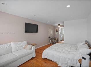 Condo — 200 76th St APT 56, Miami Beach, 33141