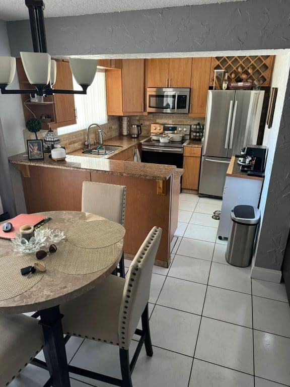 2-bedroom Condo — 5288 BOSQUE Lane #53