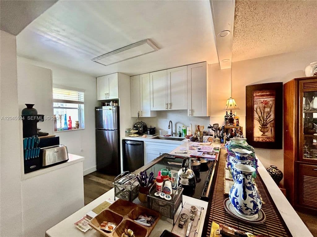1+1 Condo — 201 Berkley Rd APT 104