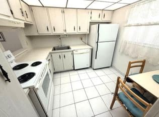 1+1 Condo — 3050 Holiday Springs Boulevard #111, Pompano Beach, 33063