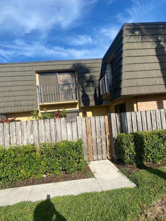 2-bedroom Property — 3418 34th Way