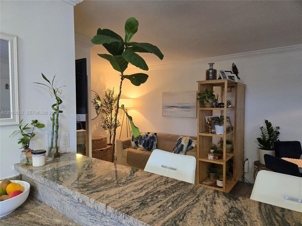 2+1 Condo — 820 Salzedo St APT 405