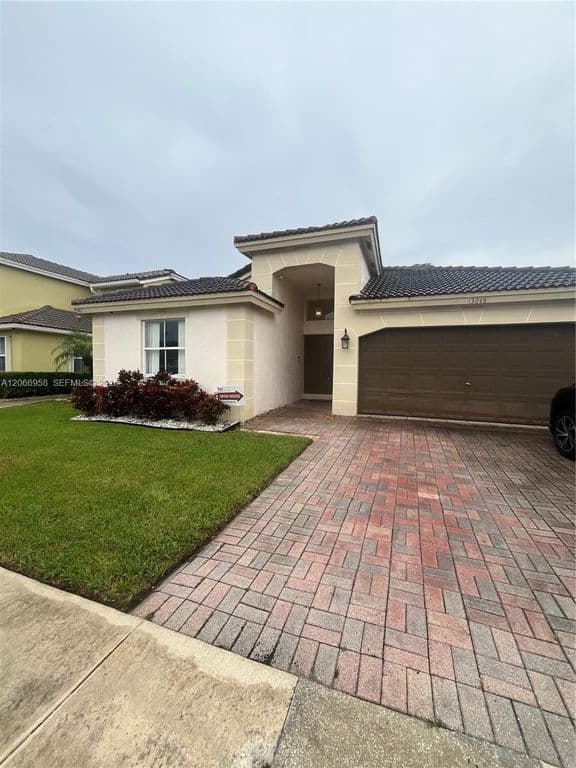 3+1 Müstakil ev — 13248 SW 50th St