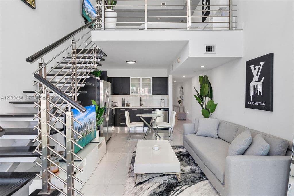 1-bedroom Condo — 41 SE 5th St APT 1111