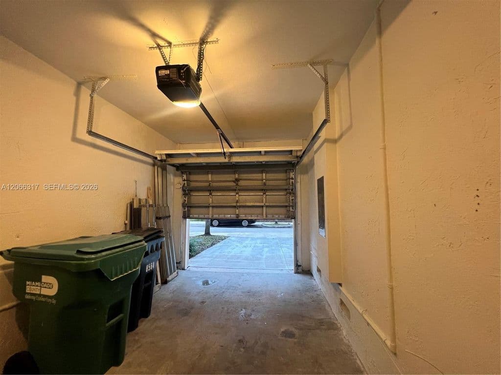 3-bedroom Property — 8564 SW 214th Way