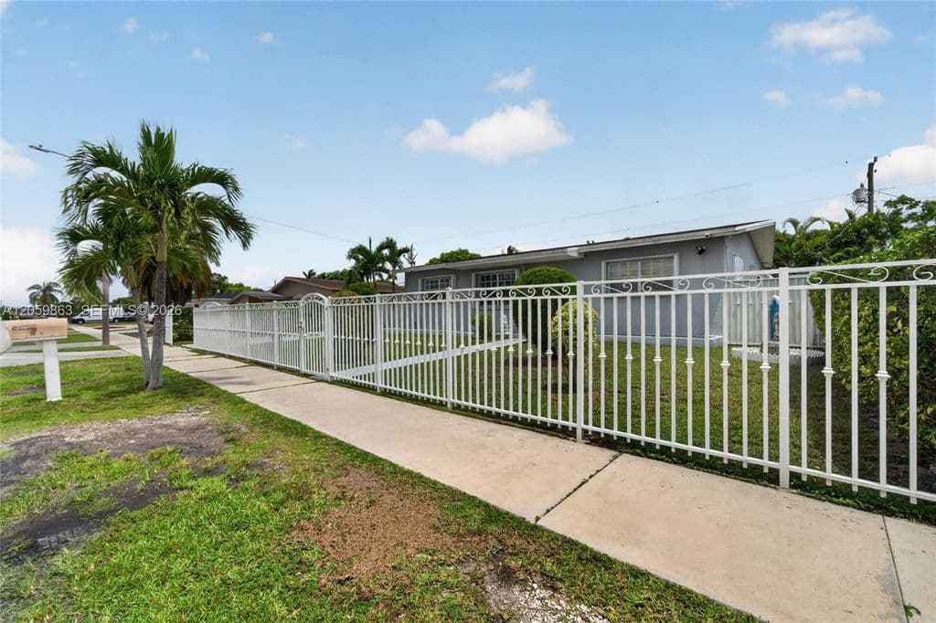 3-bedroom Single-Family Home — 12015 SW 188th St