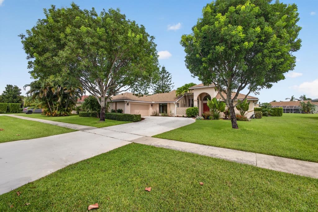 3-bedroom Single-Family Home — 1848 Lynton Circle