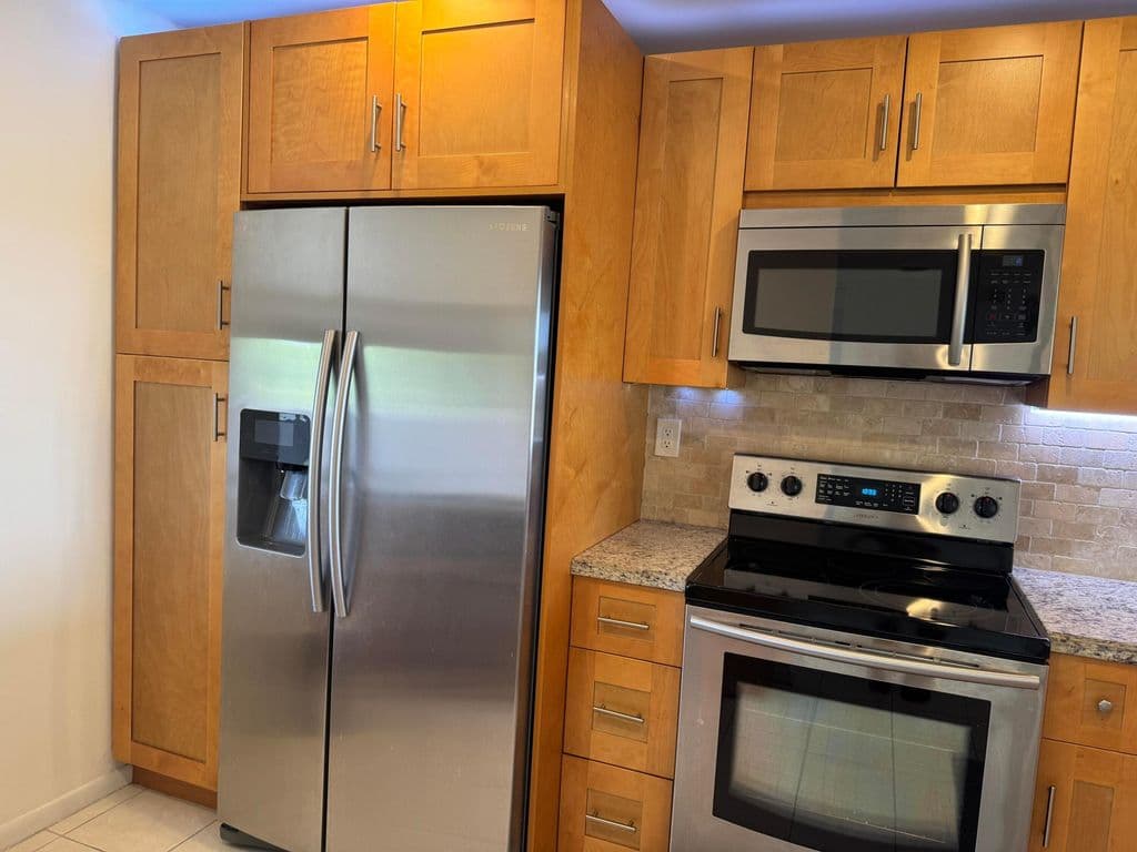2+1 Condo — 2766 S CARAMBOLA Circle S #406