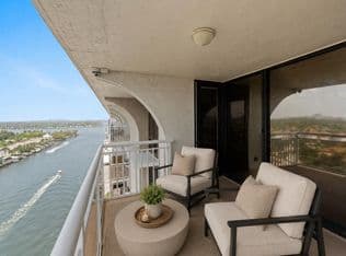 2+1 Condo — 1600 S Ocean Dr APT 18B, Hollywood, 33019