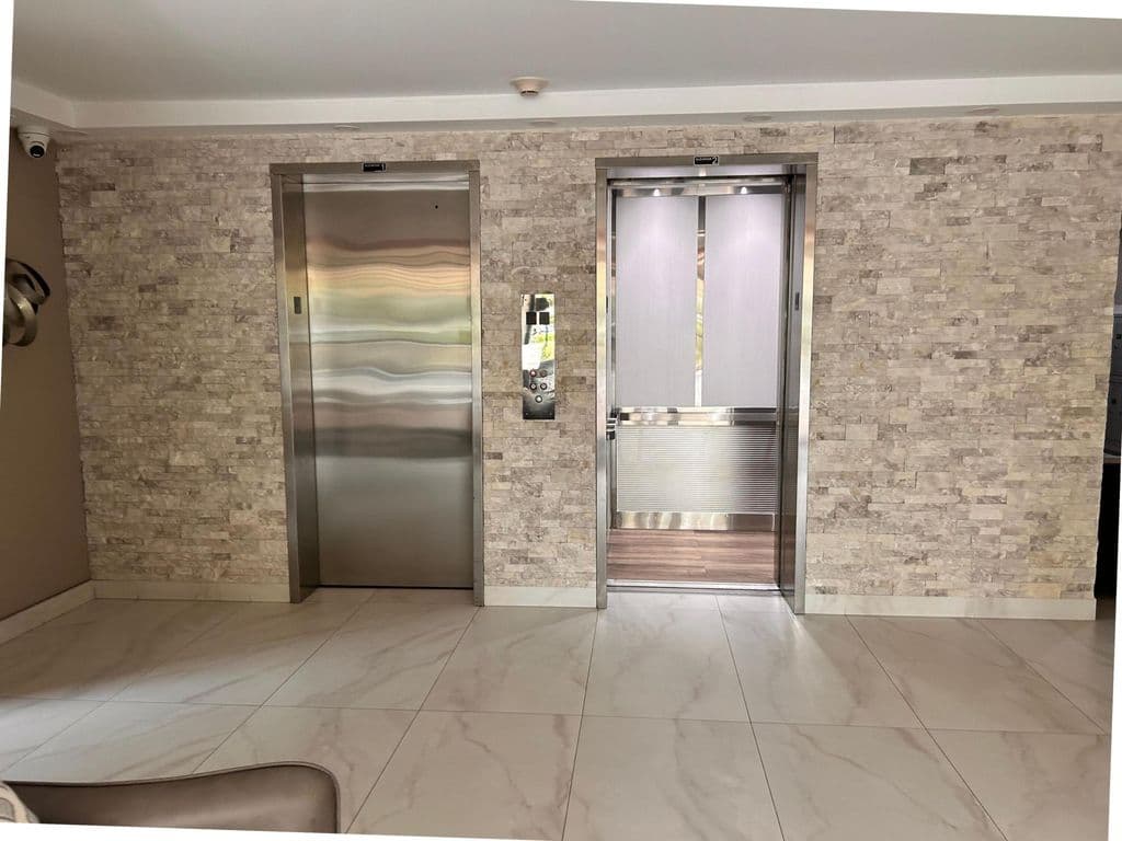 1+1 Condo — 2851 S Palm Aire Drive #405