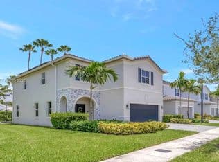 4-bedroom Single-Family Home — 1361 SE 27th Ter, Homestead, 33035