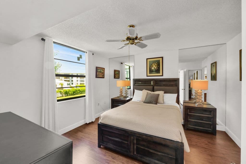 2-bedroom Condo — 3716 Whitehall Drive #202