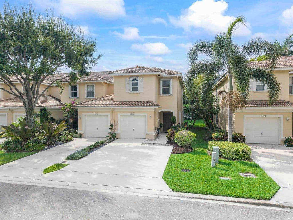 3-bedroom Property — 13804 Creston Place