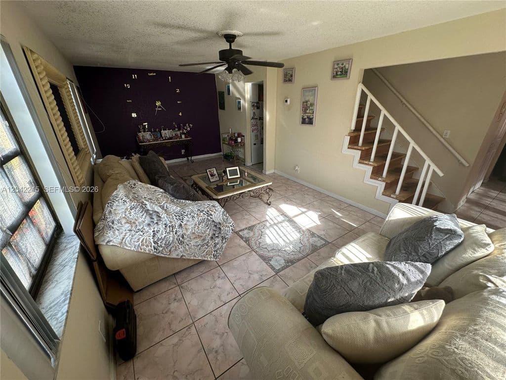 3+1 Mülk — 2700 NW 47th Ter #1001