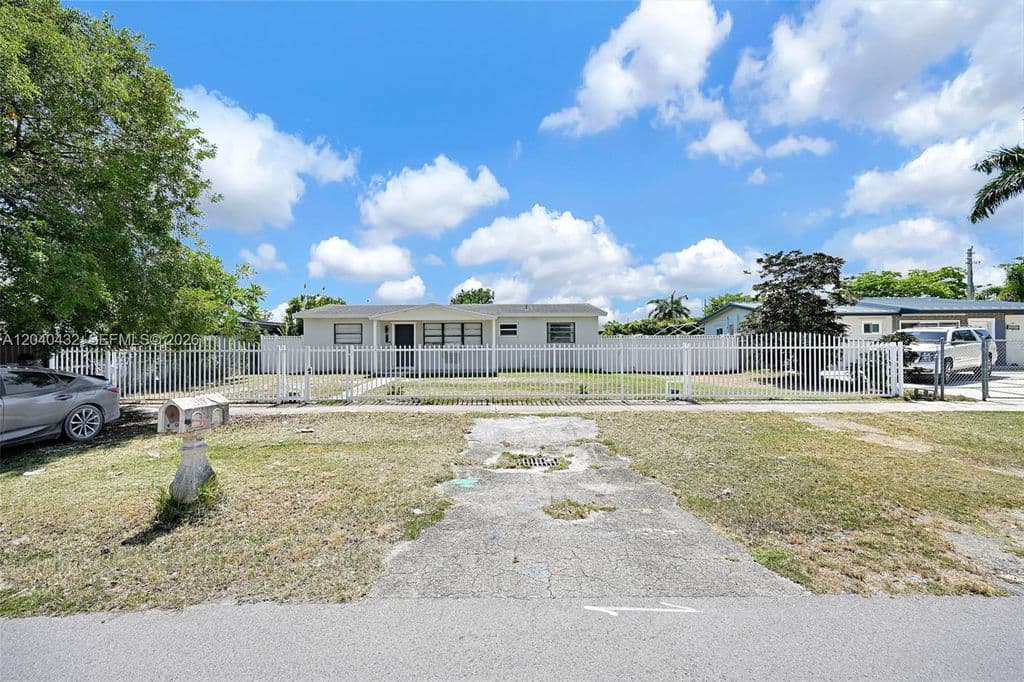 3+1 Müstakil ev — 28410 SW 147th Ave