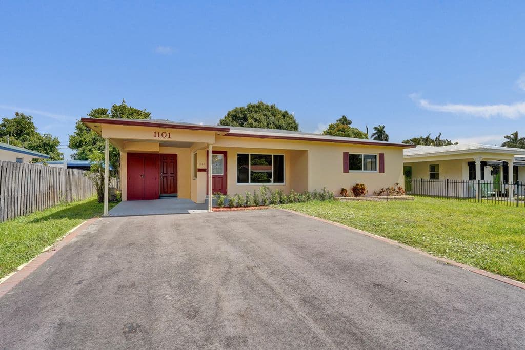 3-bedroom Single-Family Home — 1101 SW 31st Street