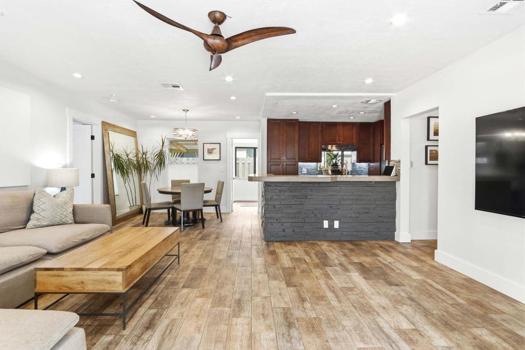 3-bedroom Single-Family Home — 1400 NE 17th Avenue