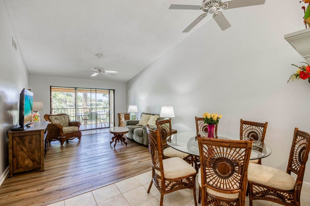 2-bedroom Condo — 1132 Keystone Drive #A