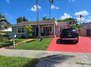 3+1 Müstakil ev — 6858 SW 39th St, Miami, 33155