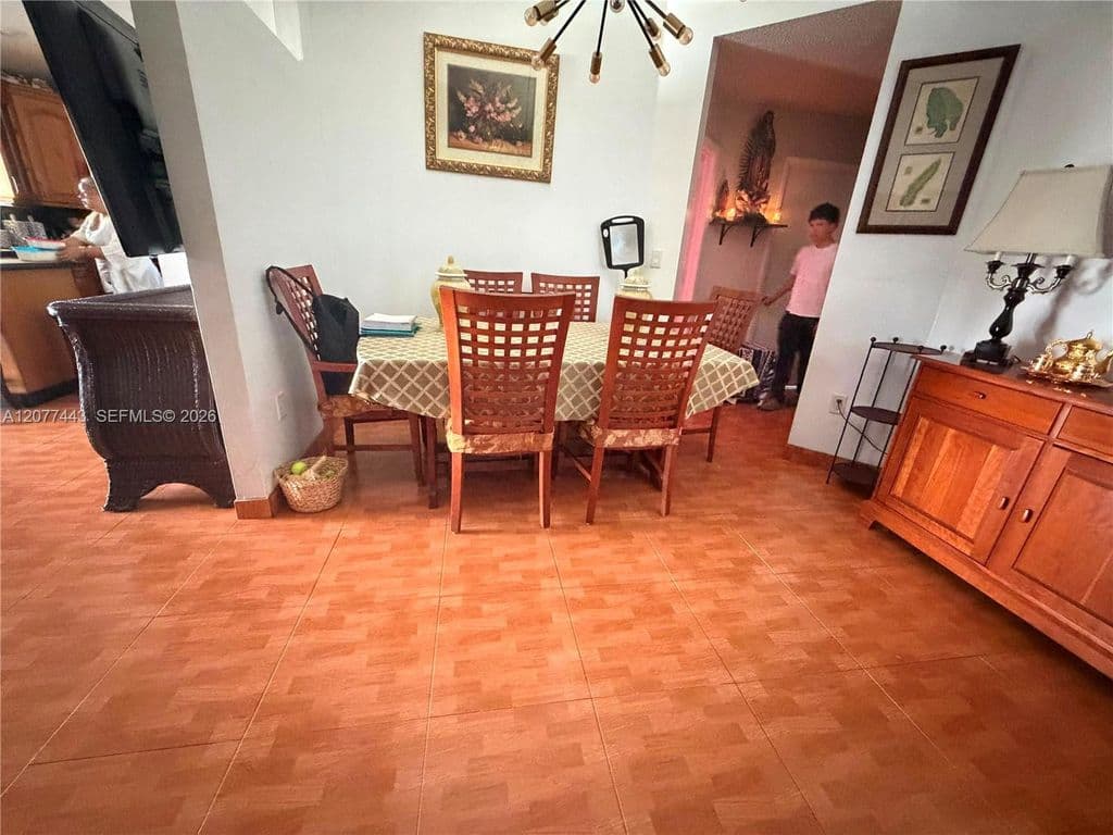 4-bedroom Single-Family Home — 18230 SW 142nd Pl