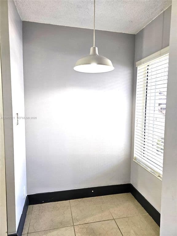 2+1 Condo — 13904 SW 91st Ter #13904