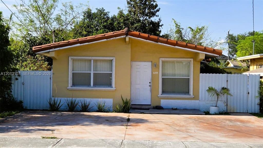 3-bedroom Single-Family Home — 2335 NW 55th St