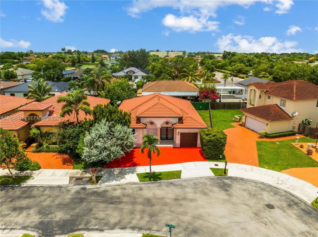 3-bedroom Single-Family Home — 15819 SW 54th Ter
