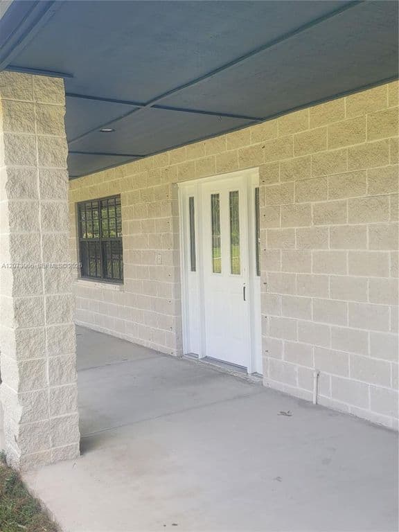4-bedroom Single-Family Home — 7261 140th Ave N