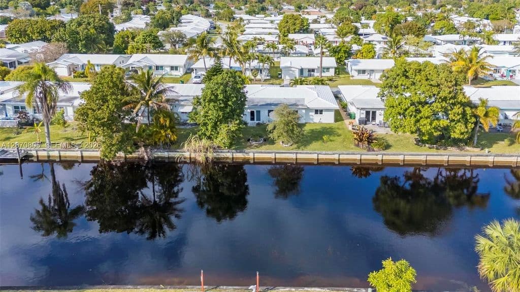 3-bedroom Single-Family Home — 6810 NW 74th Pl