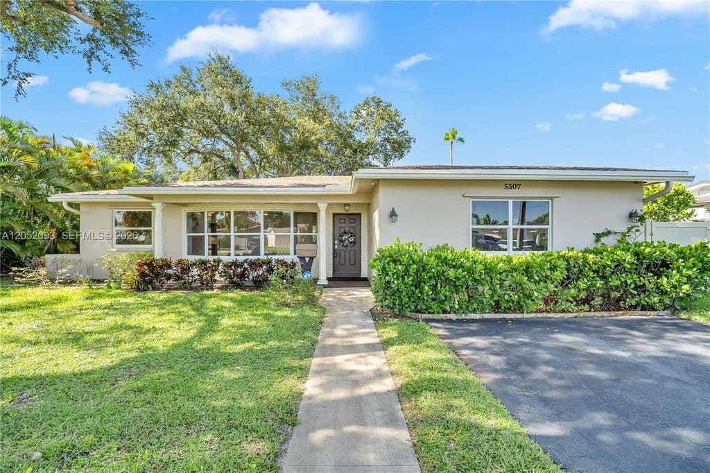 4+1 Müstakil ev — 5507 McKinley St