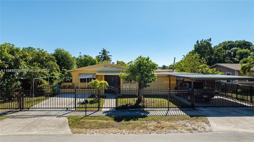 3+1 Müstakil ev — 2000 NW 131st St