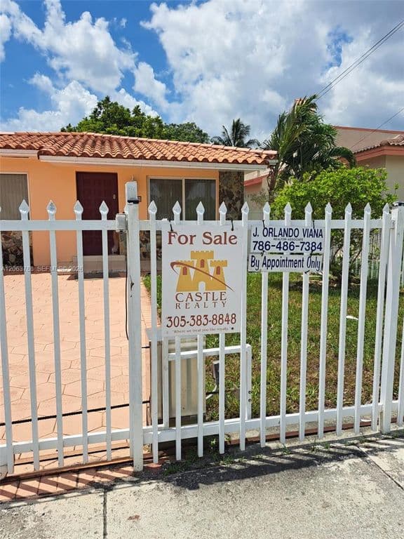 3-bedroom Single-Family Home — 3062 SW 14th St