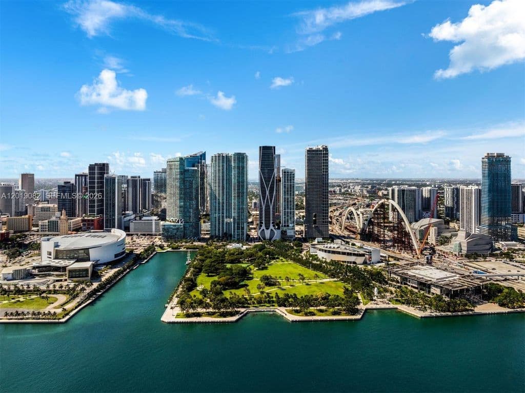 6+1 Condo — 1000 Biscayne Blvd Unit 5101