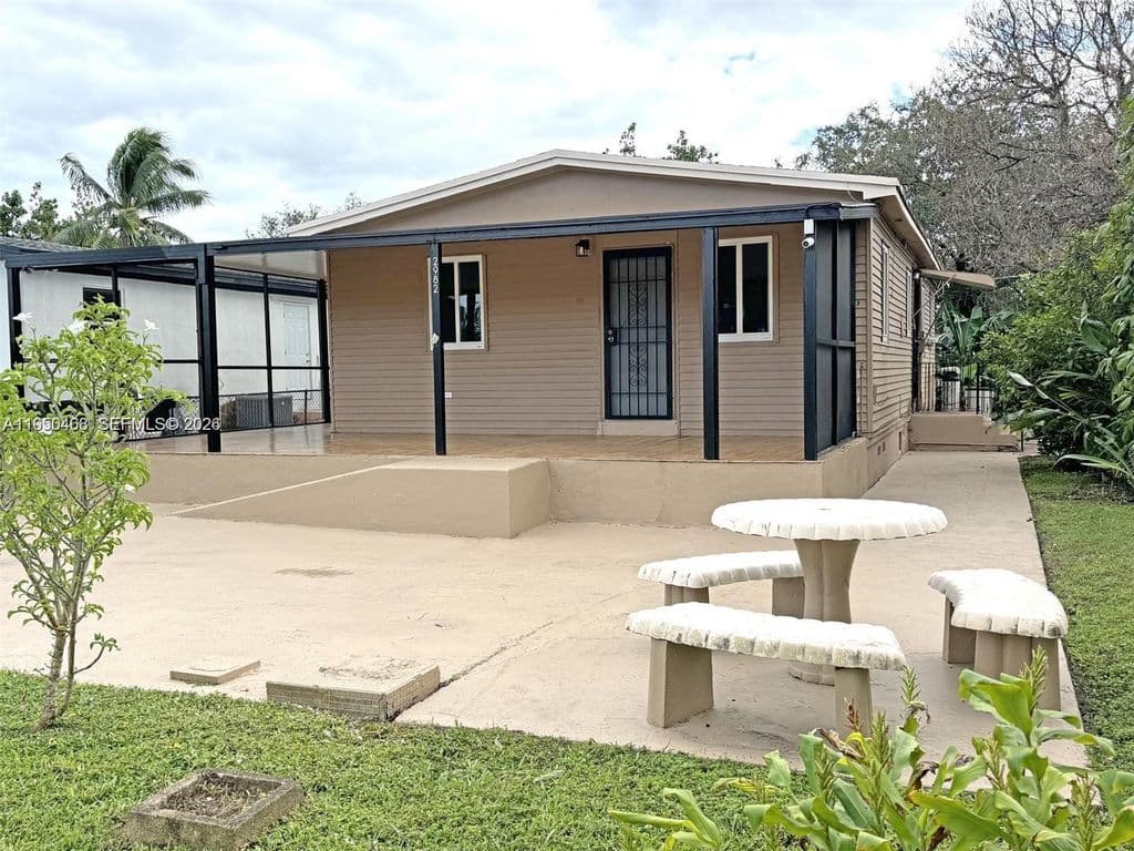 3-bedroom Single-Family Home — 2982 NW 95th St