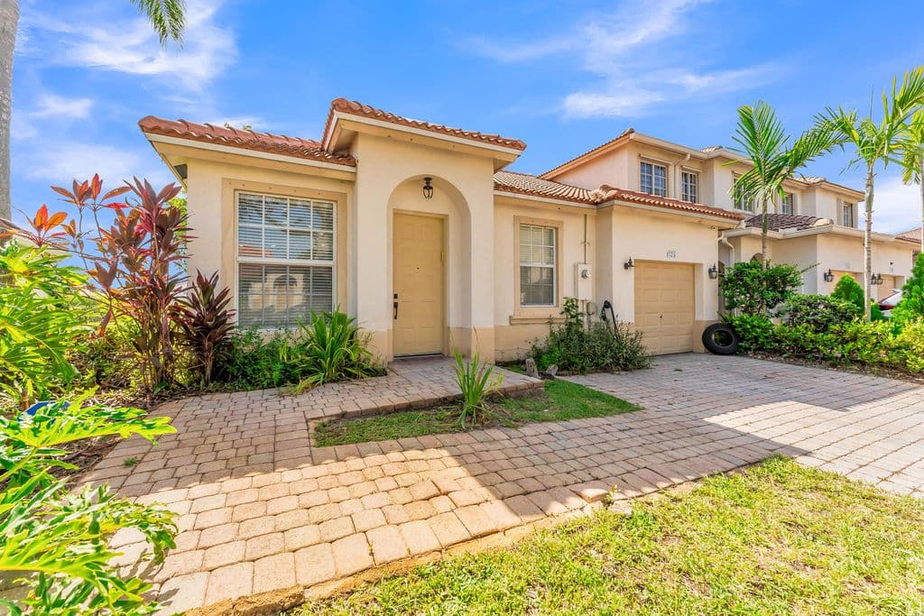 3-bedroom Property — 1723 NW 78TH Way #1723