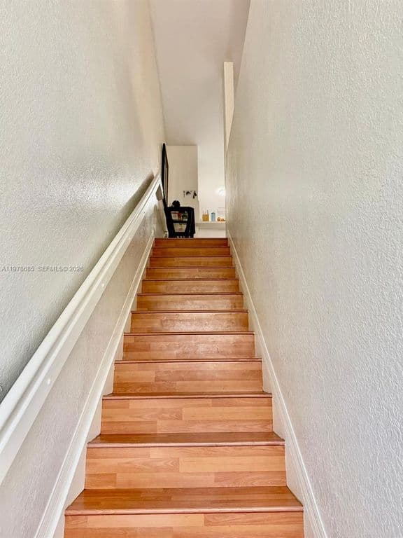 3-bedroom Property — 5605 NW 109th Ave APT 76