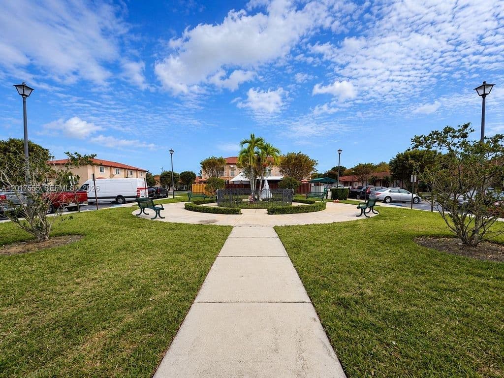 3+1 Mülk — 17184 SW 138th Ct