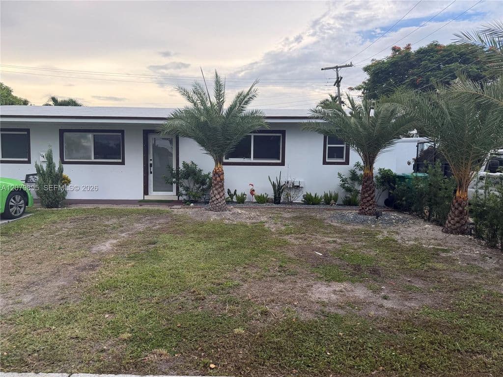 4+1 Müstakil ev — 10411 SW 51st St