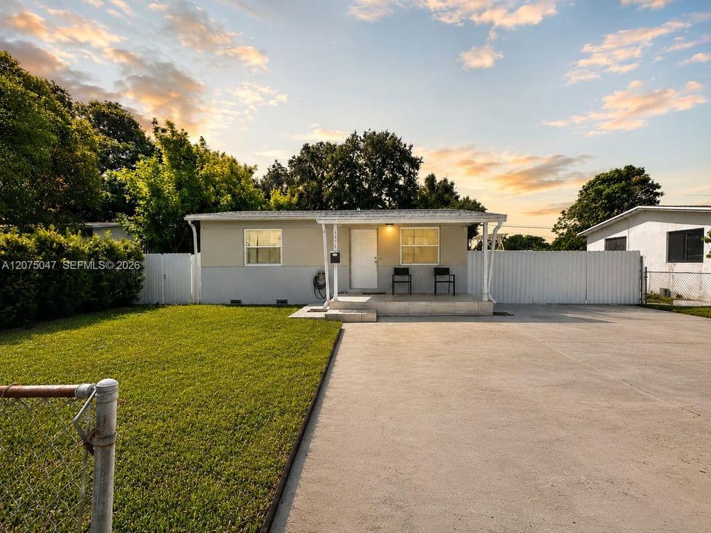 2-bedroom Single-Family Home — 6416 Franklin St