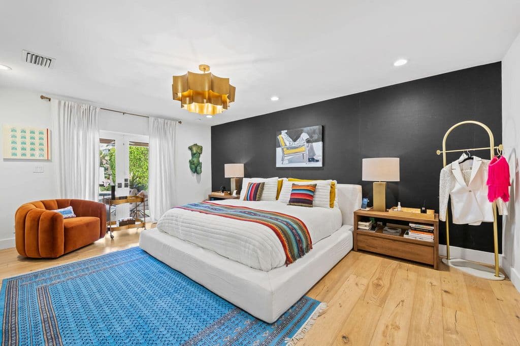 4-bedroom Single-Family Home — 3051 NE 46th Street