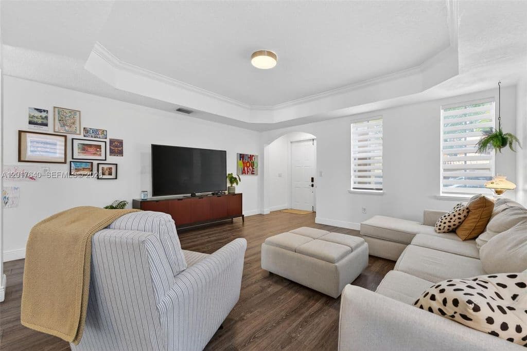 5+1 Müstakil ev — 2631 SW 153rd Path