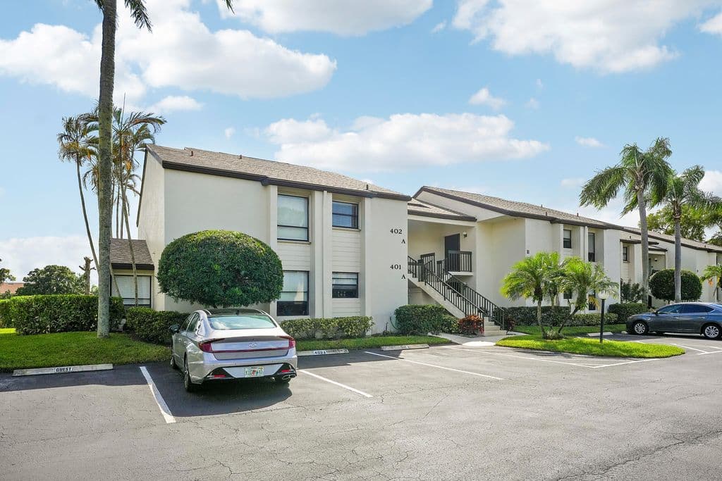 2-bedroom Condo — 402 Wingfoot Drive #B