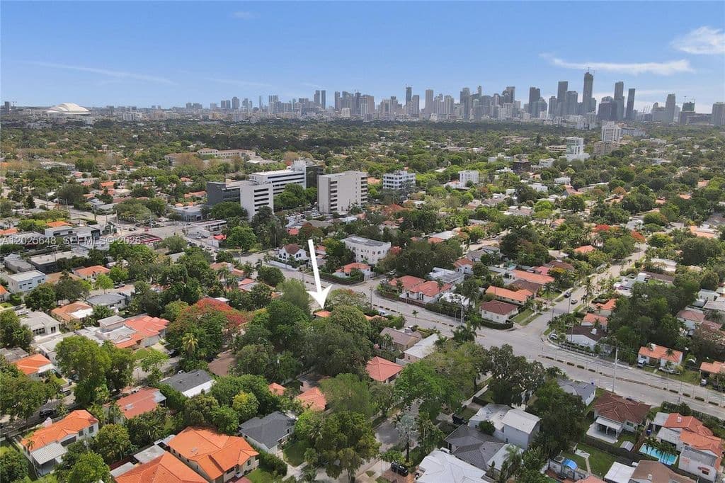 4-bedroom Single-Family Home — 2300 SW 22nd Ave