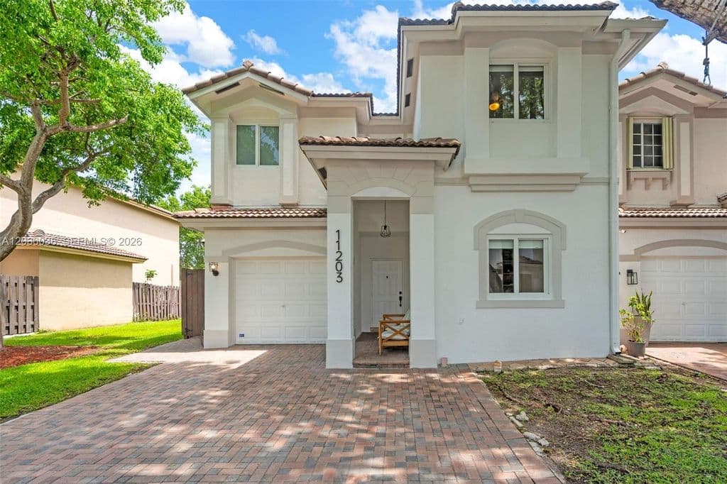 3-bedroom Single-Family Home — 11203 NW 73rd Ter