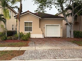 3-bedroom Single-Family Home — 3951 NE 11th Dr, Homestead, 33033
