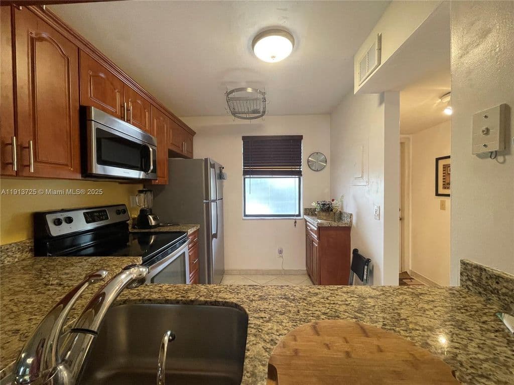 2-bedroom Condo — 2786 NW 104th Ave APT 211