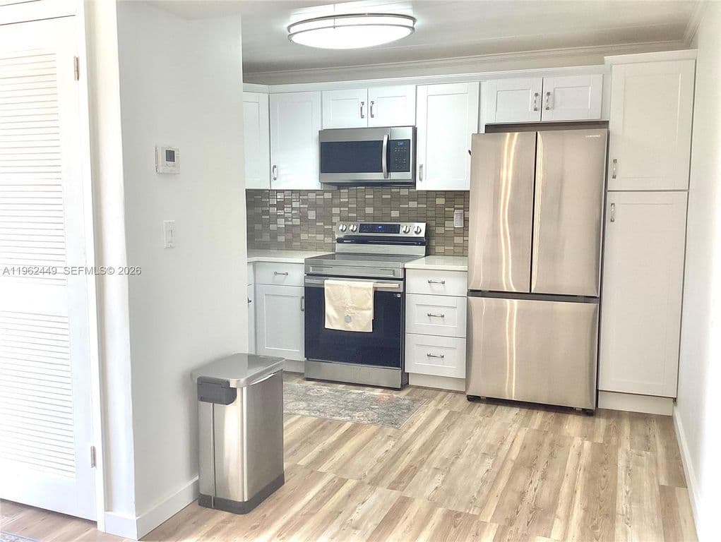 1-bedroom Condo — 9423 S Hollybrook Lake Dr APT 106