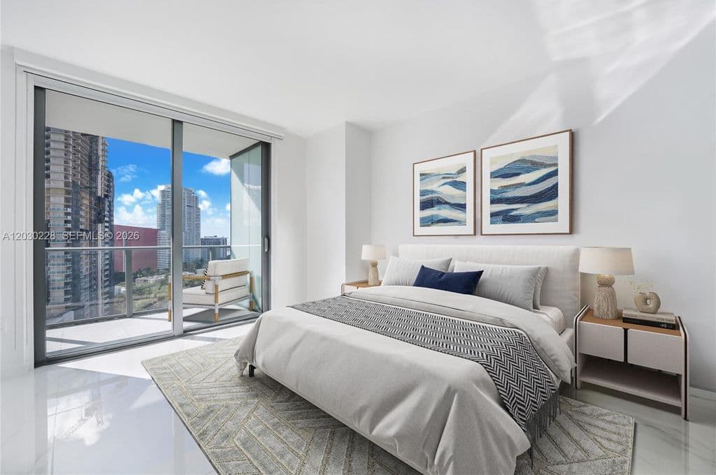 3-bedroom Condo — 1300 S Miami Ave Unit 1705